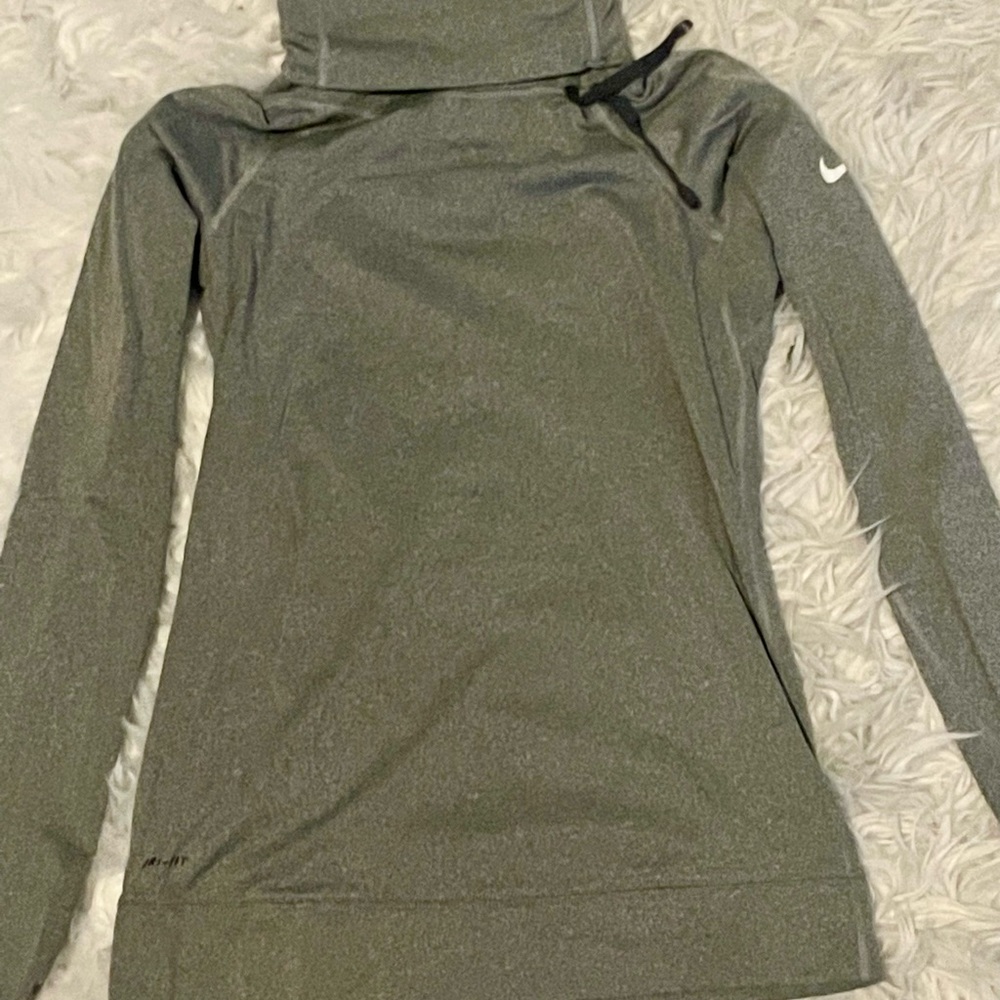 Grey Nike Scrunch Neck Dry Fit Long Sleeve, Size Medium